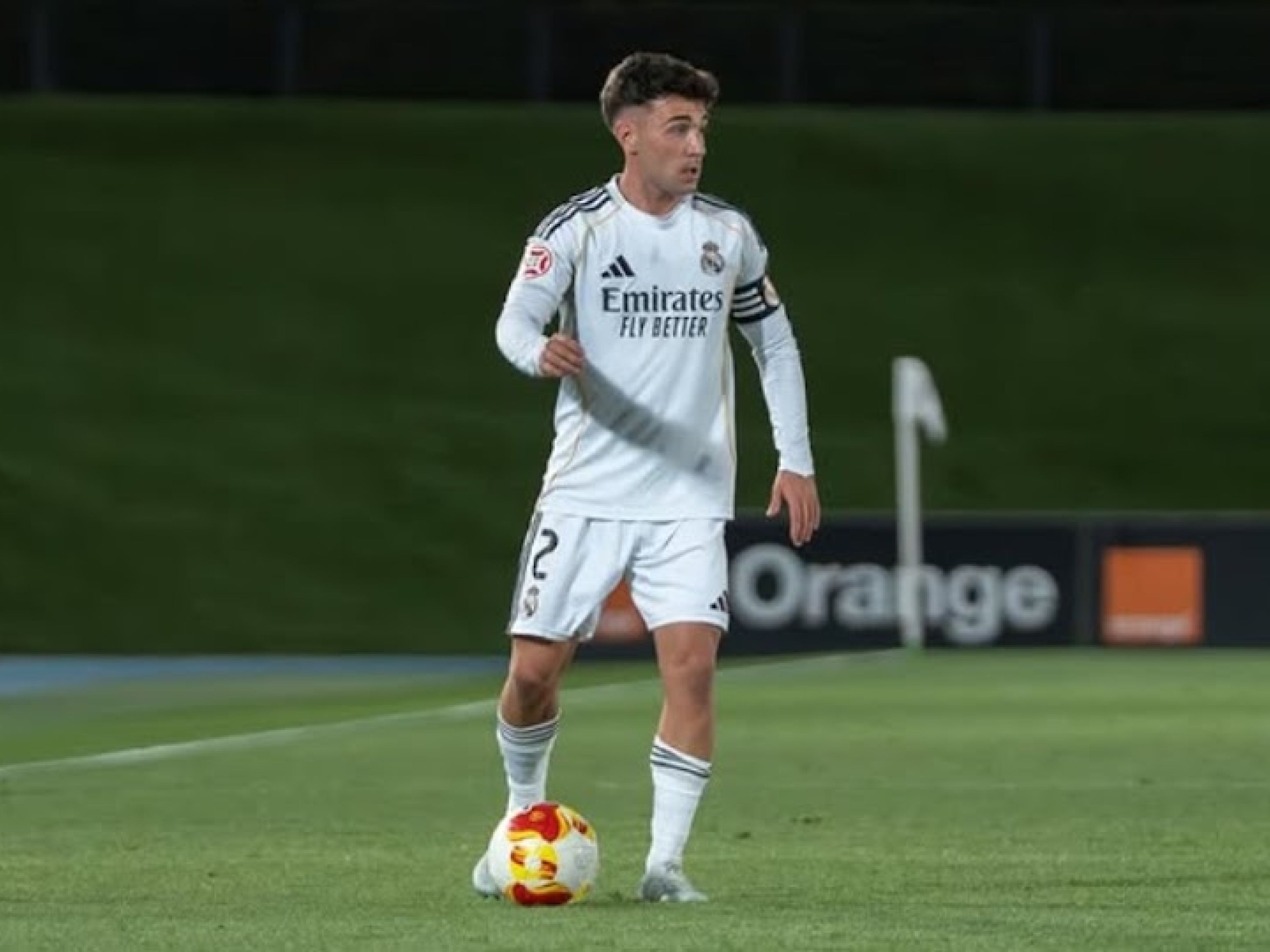 El Oviedo ficha al lateral diestro David Jiménez