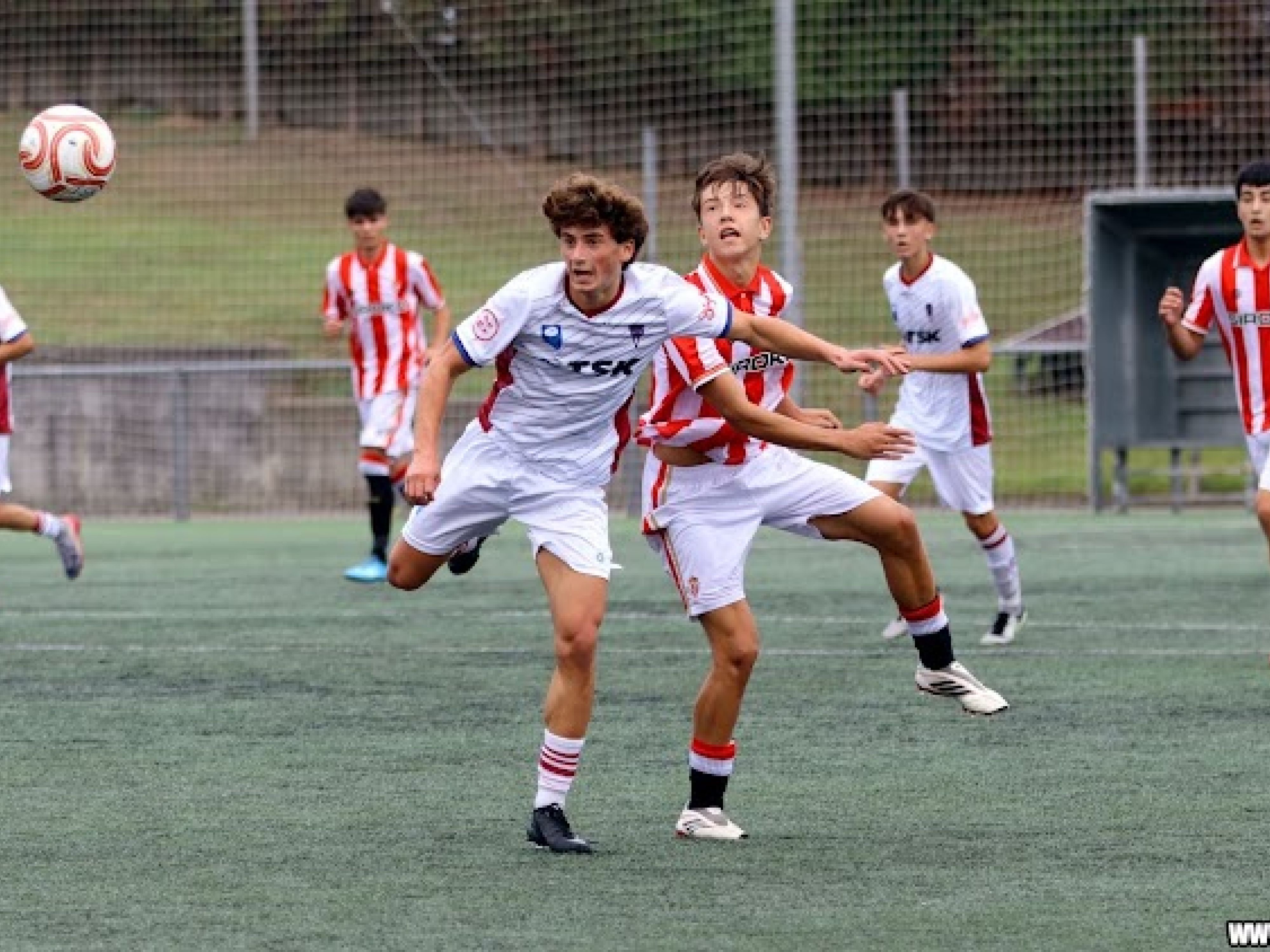 Sorpresa en el torneo juvenil del Roces, Sporting y Oviedo eliminados en semifinales