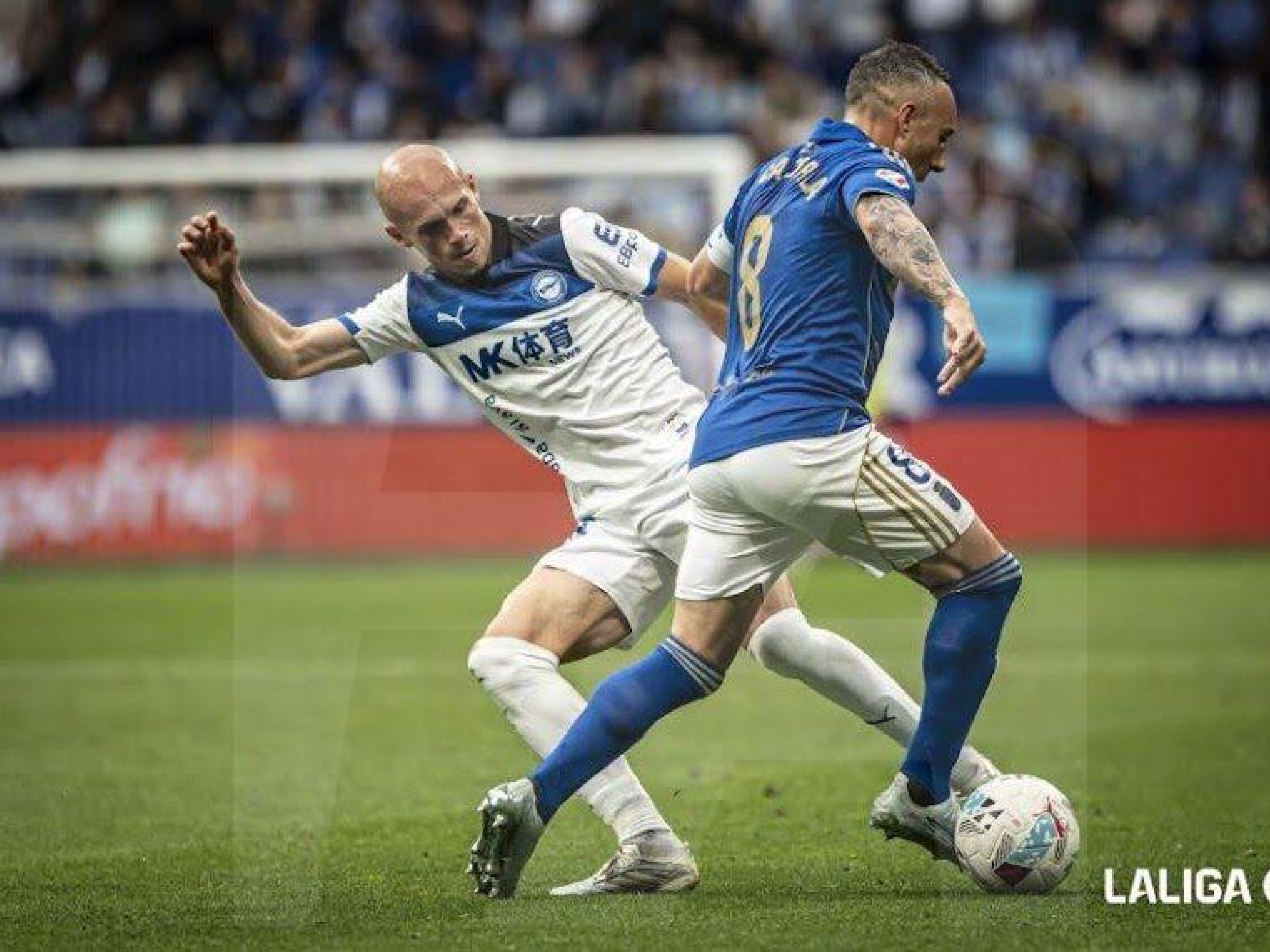 Un inofensivo Oviedo se despide con derrota ante el Alavés